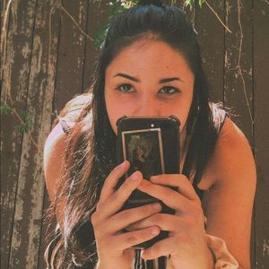 Meet your Posher, Kristen